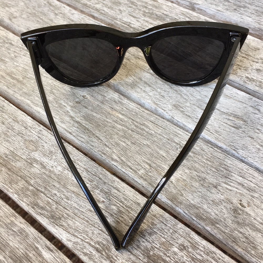 New! Black Cat Eye Sunglasses - Picture 4 of 6